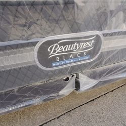 Beautyrest Mattrres Memory Foam Cal King And Eastern King