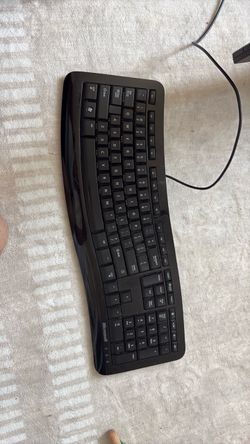 Microsoft Wired Ergonomic Keyboard