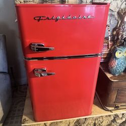 Frigidaire with freezer!