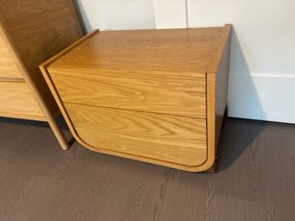 CB2 Stivale nightstand