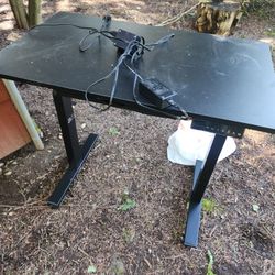 Motorized  Adjustable Stand Up Desk
