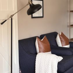 Mid-century modern floor lamp, black and brass gorgeous