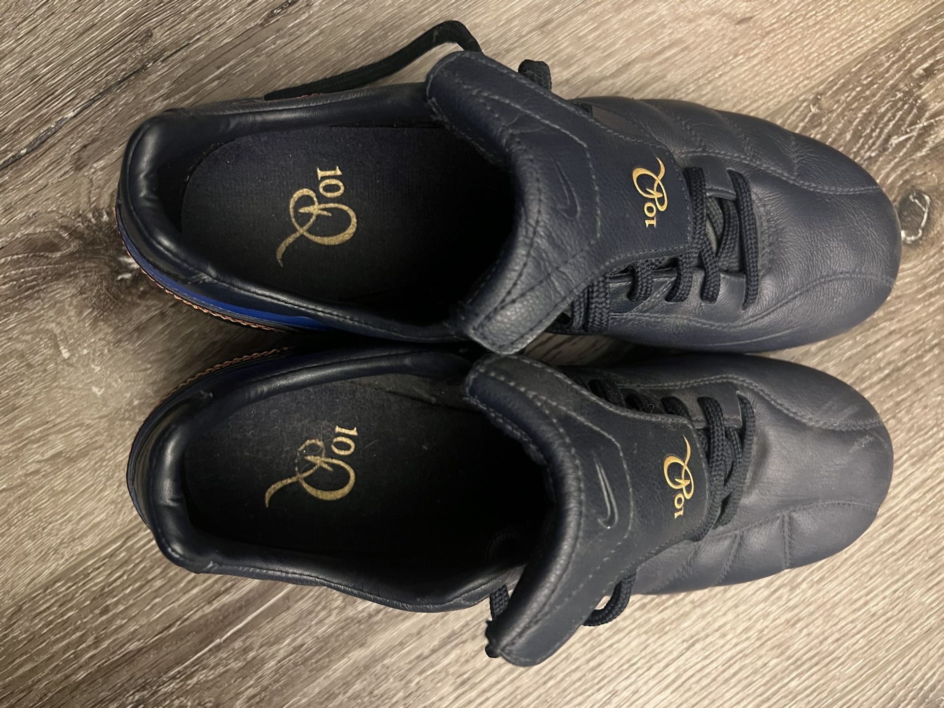 Nike Tiempo R10/Ronaldinho Blue Leather Cleats DS Size 7