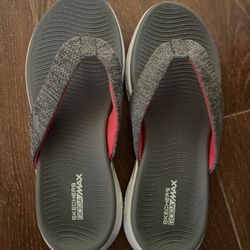 Skechers Goga Max