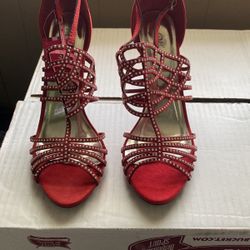 Women’s Red Shoes 
