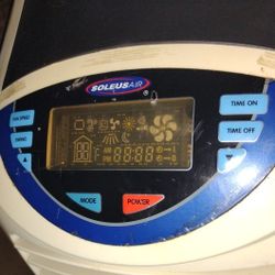 Portable Air conditioner Used As Is Blows Air Cold And Does Good Job For Summer Heat