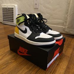 Jordan 1 Volt