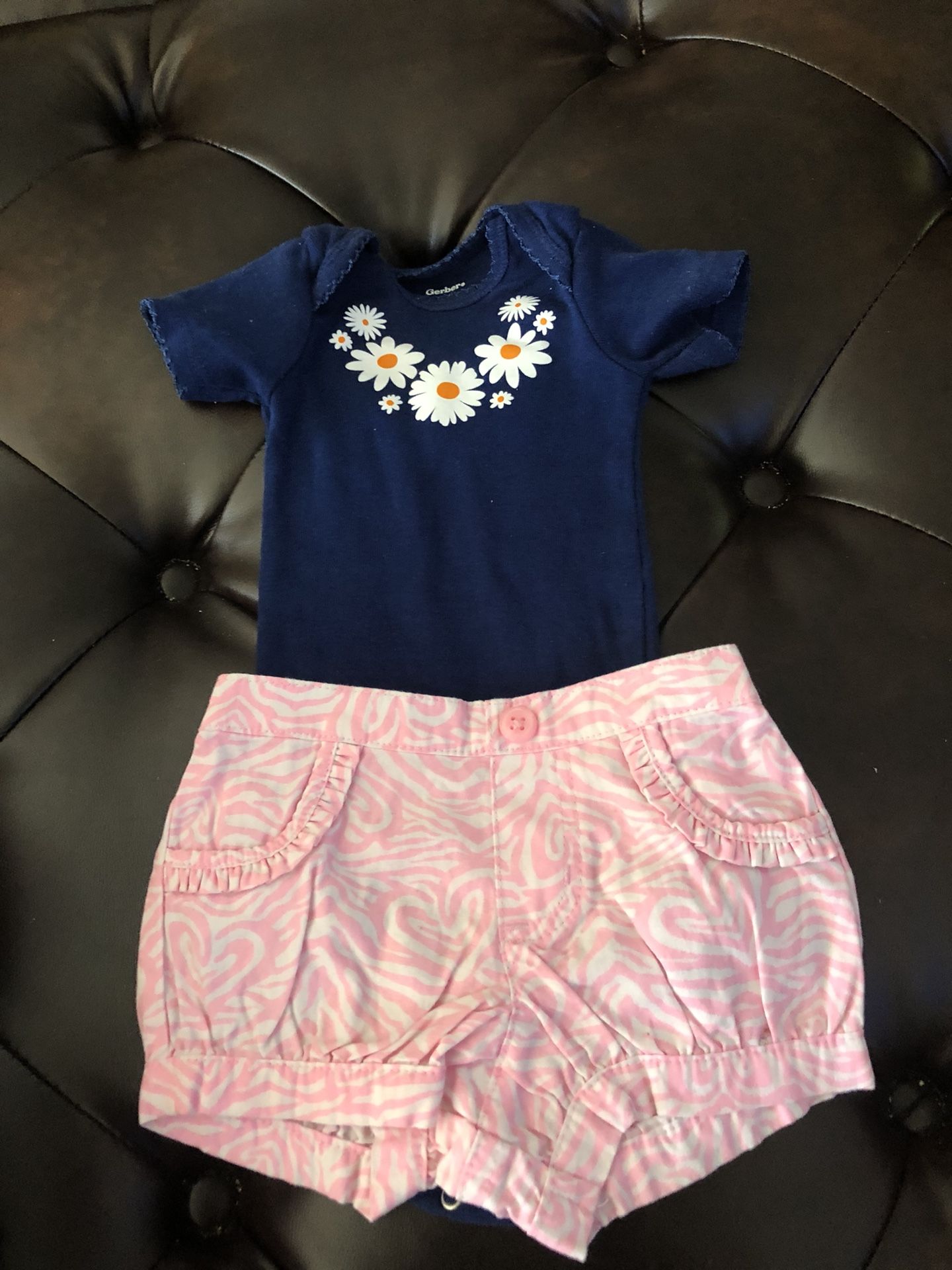 Baby clothes 0-3 months