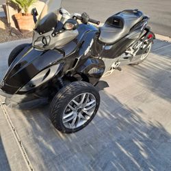 Can Am Spyder