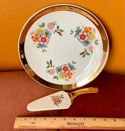 CAKE SERVING PLATE AND CAKE LIFTER, FLOWERS AND GOLD RIM (30% OFF SALE)