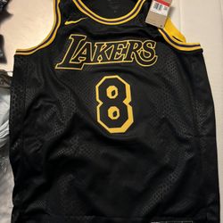 Size Large Kobe Jersey 