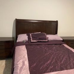 Queen Platform Storage Bed With Dresser (Free Mattress)