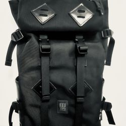 TOPO DESIGNS Backpack- Limited Edition 25 L Klettersack - BLACK Cordura/BLACK Leather- Like new) 