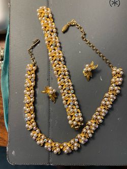 Sarah Coventry vintage 1960s "Royal Highness" parure costume jewelry set