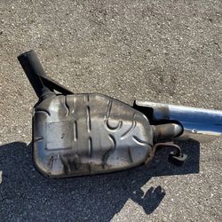 07-11 MERCEDES W219 CLS550 REAR LEFT EXHAUST MUFFLER SILENCER OEM