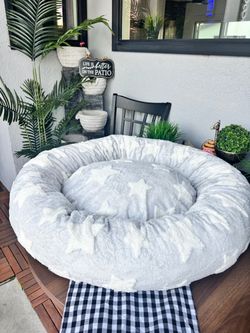 GALACTIC GEREY STARS LARGE SIZE PET BED 🐾❗️