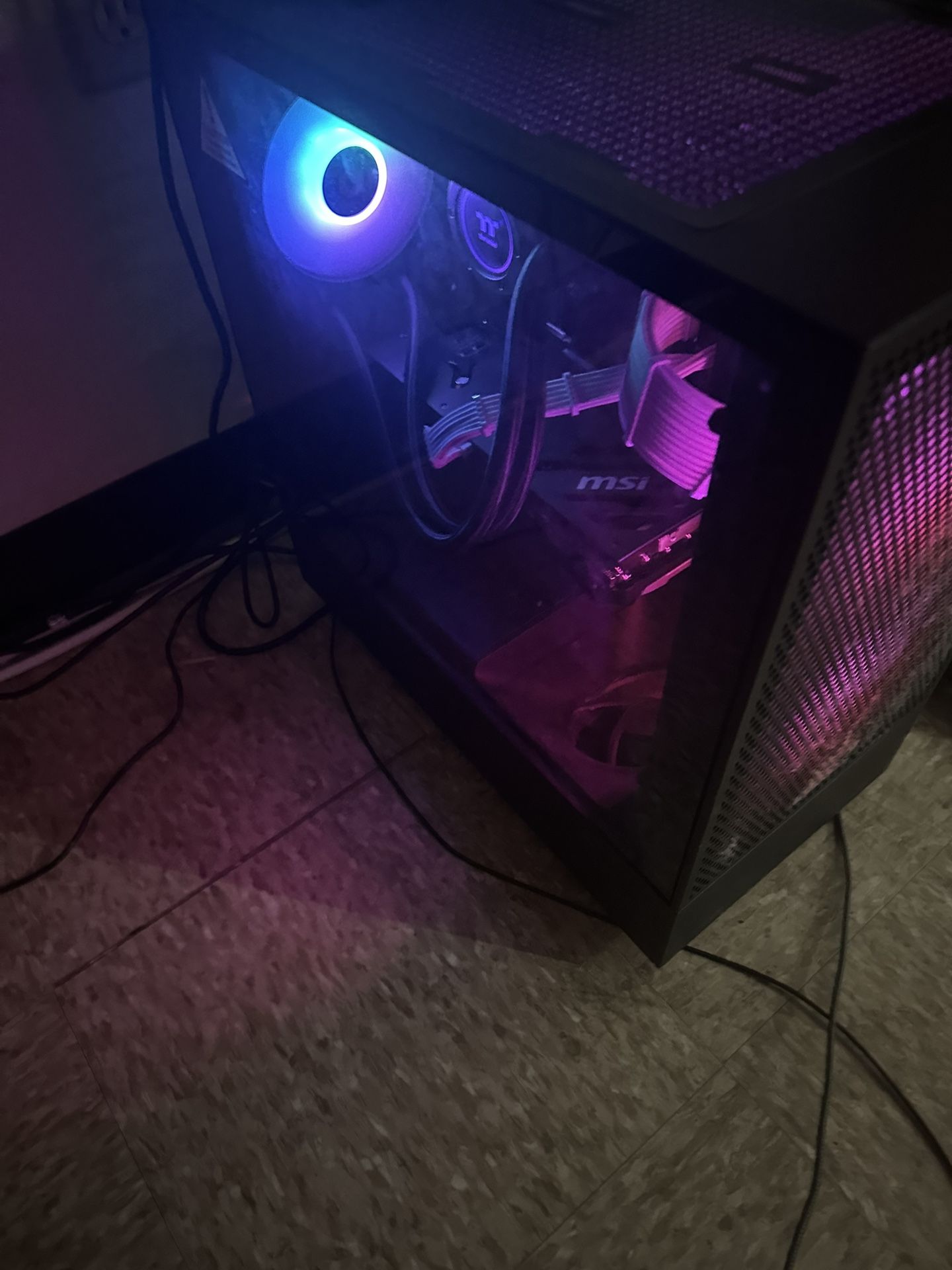 🔥 High-End Gaming PC Setup for Sale – RTX 4070 Ti SUPER | Ryzen 7 7800X3D | 32GB RAM 🔥