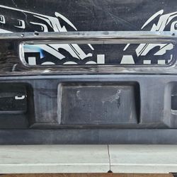 Chevrolet Silverado 2500 Front Bumper Oem