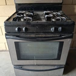 Frigidaire Kitchen Stove 