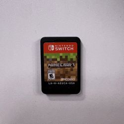 In tacked  Minecraft Nintendo game card ⛏️