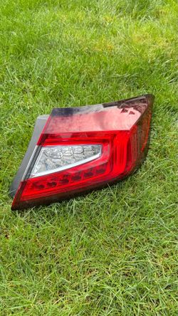 2018-21 Honda clarity, rear outer RH side tile lights