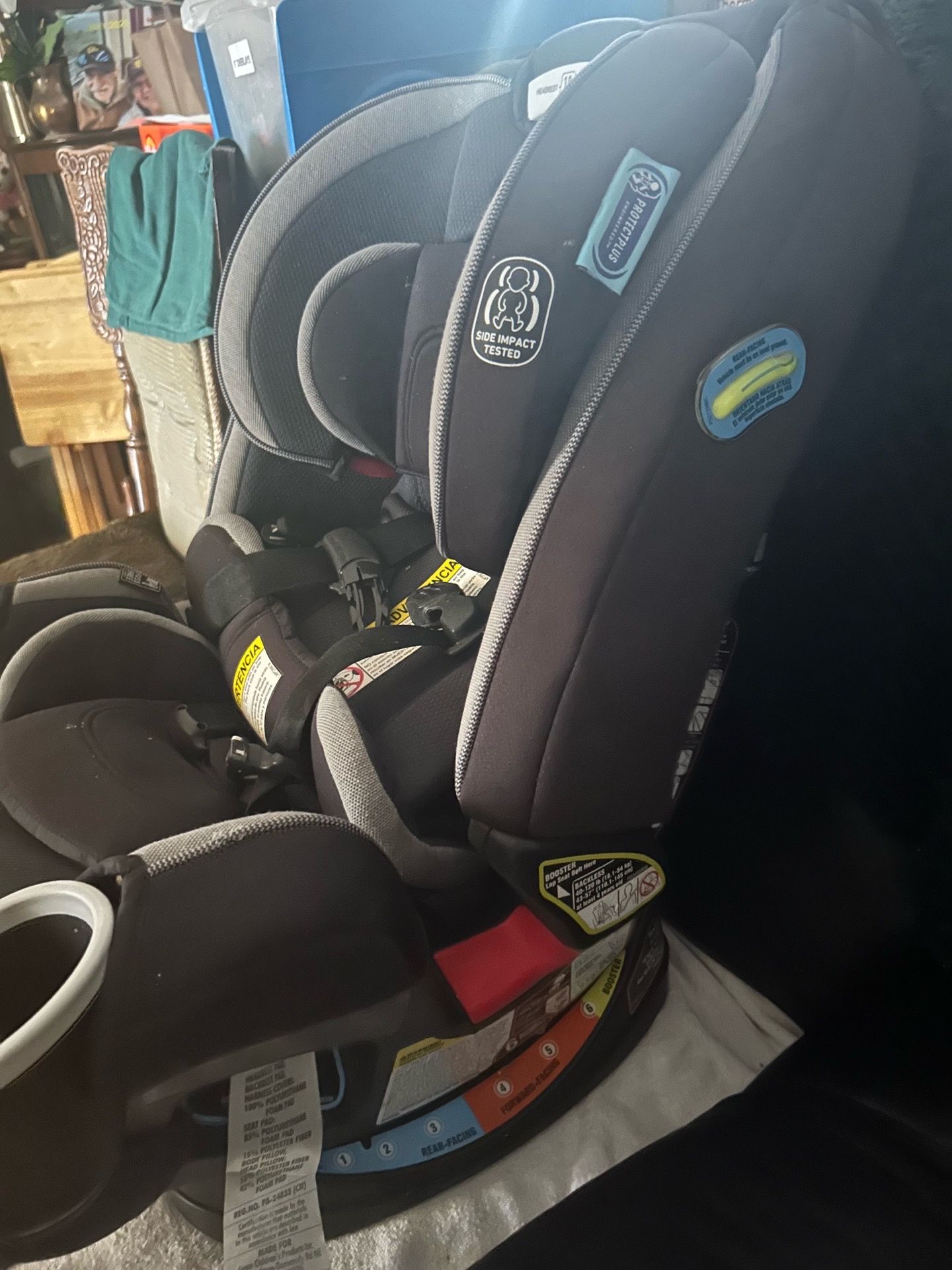 Graco 4EVER DLX car seat