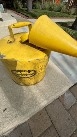Eagle 5 Gallon Type I Yellow Safety Gas Can for Diesel with Flame Arrester and Self-Closing Lid, Made in the USA, Galvanized Steel Flammable Storage C