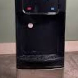 Primo Feluxe Hot And Cold Water Dispenser, Works Great! $69