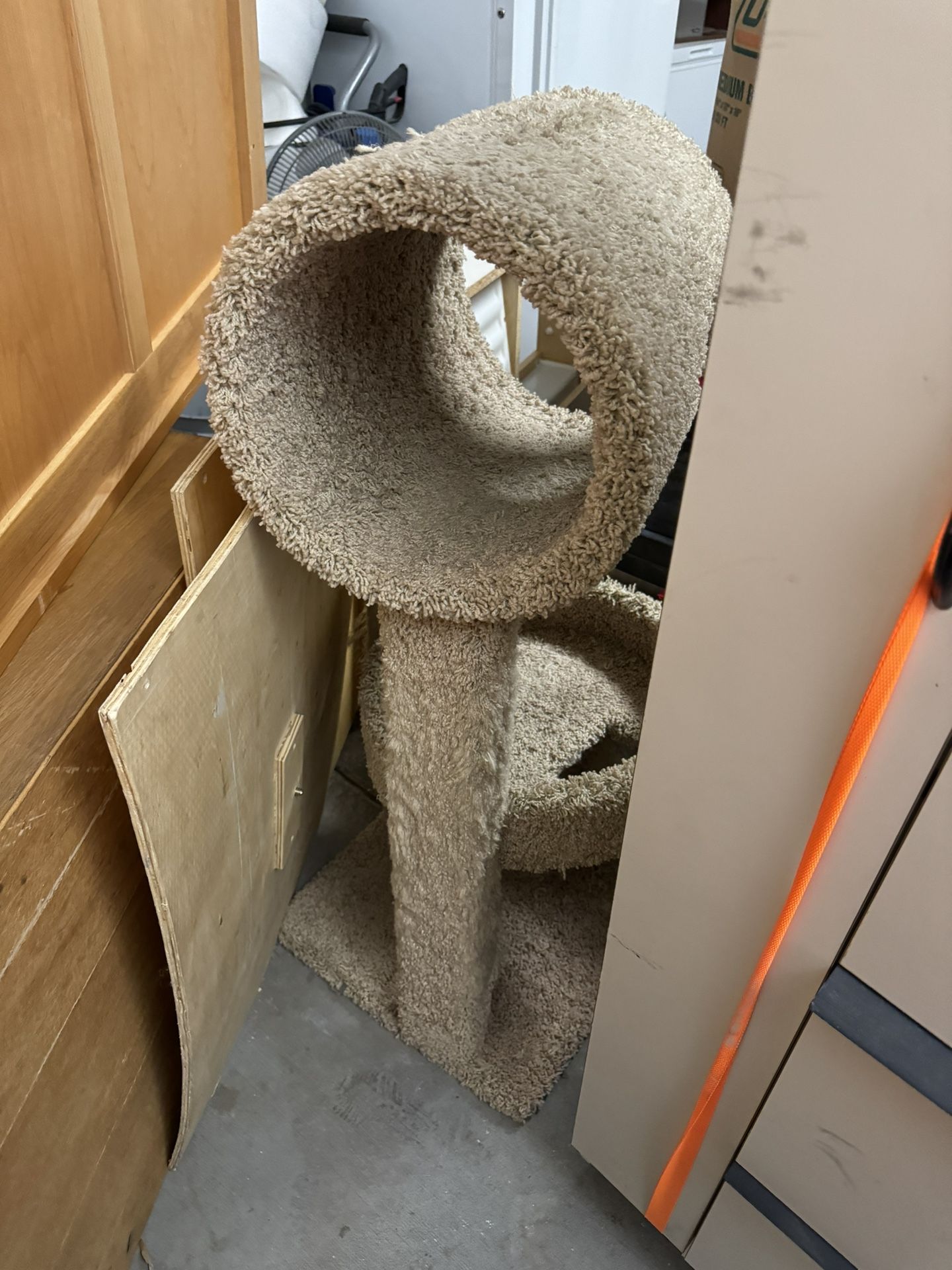cat claw tower