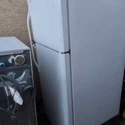 Refrigerator, Washer, Dryer Combo