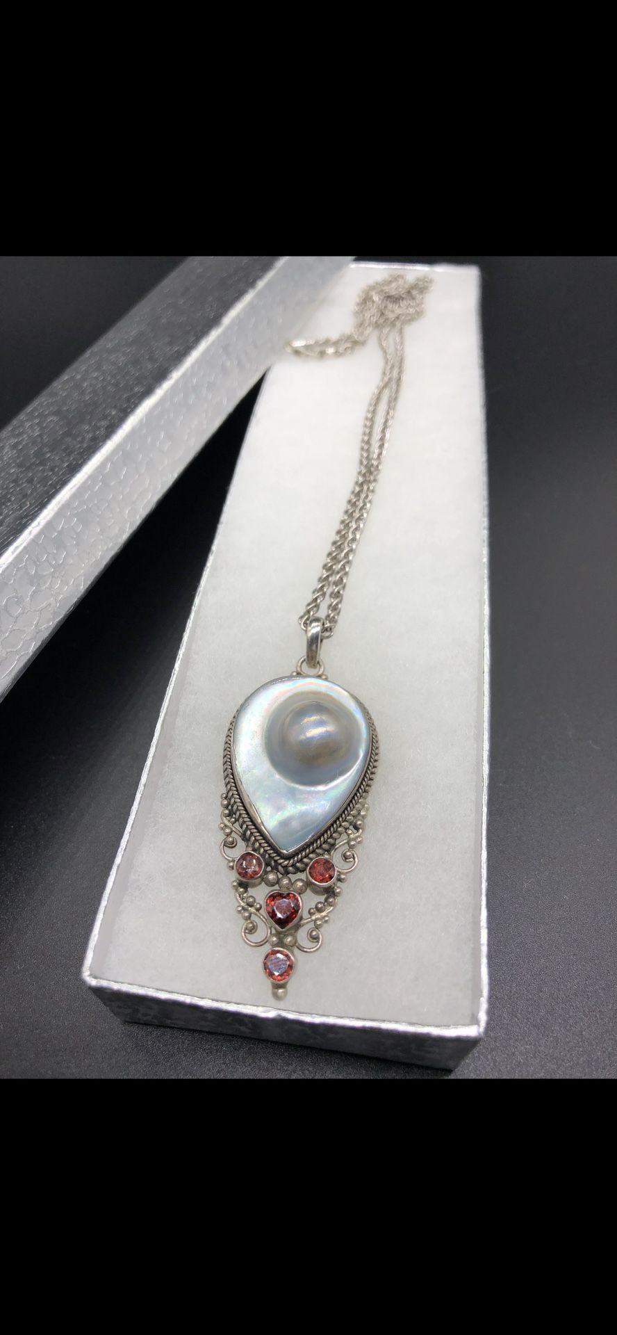 Vintage 925 silver necklace, 22.1 grams, chain size: 20 inches, Great Condition