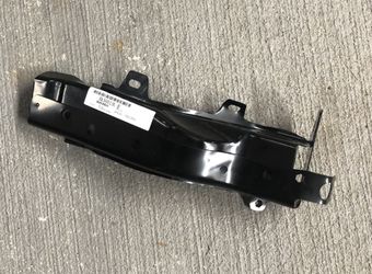 Brand New Outer RH Radiator Support Bracket For 2013-2022 Chevrolet Trax GM1225361