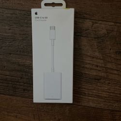 USB-C To SD Card Reader 