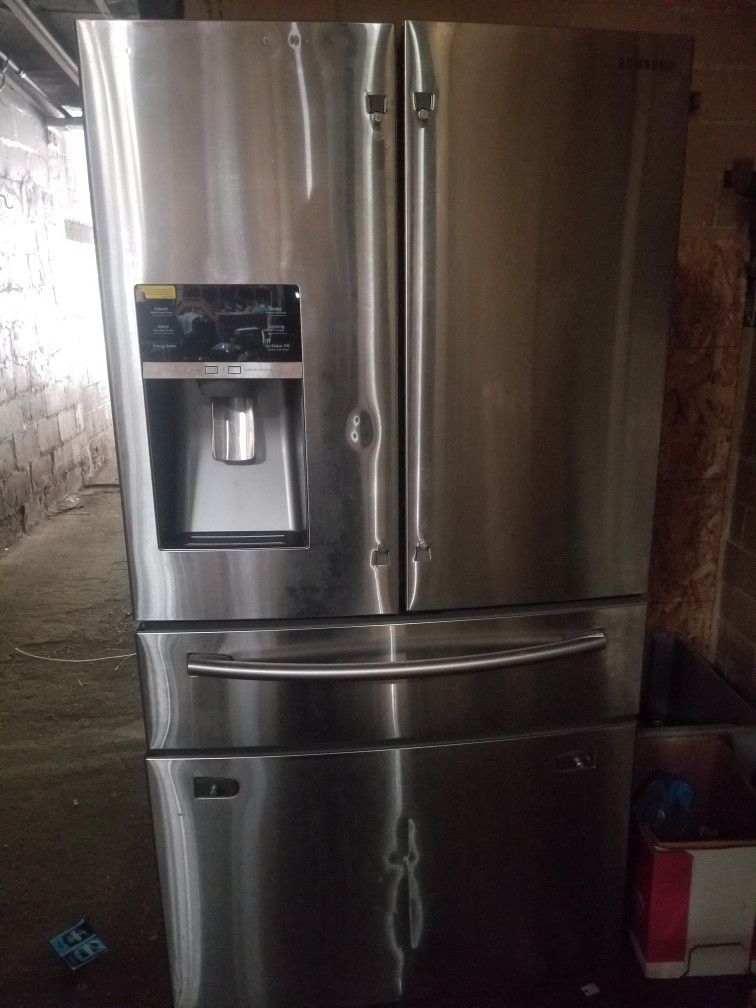 Samsung Refreidgerator