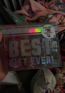 Victoria's Secret Pink sprays