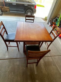Kitchen table