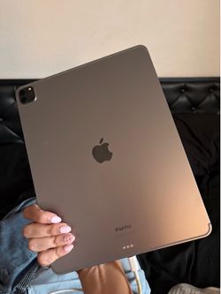 iPad Pro 12.9in USED LIKE NEW