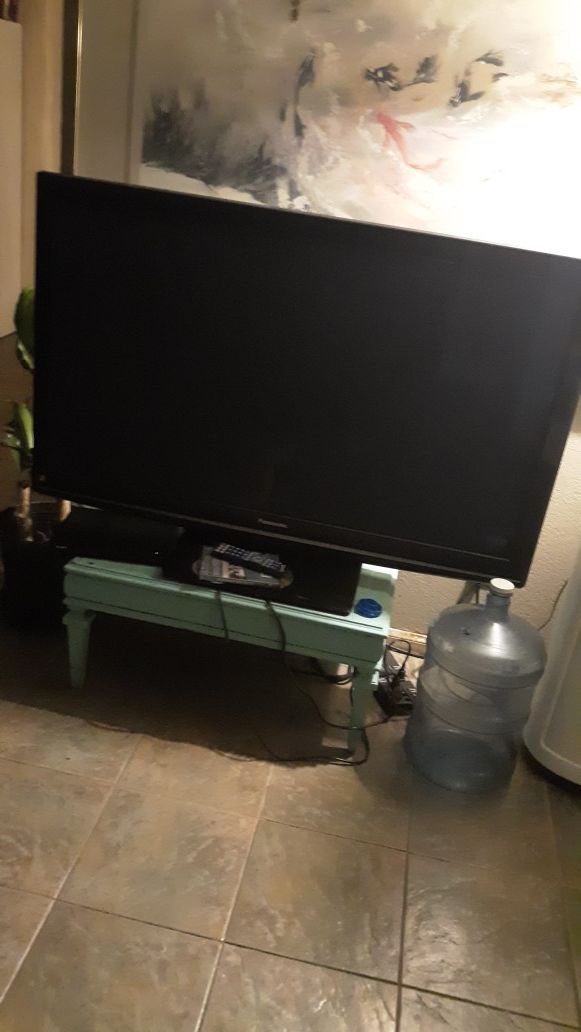 52" PANASONIC PLASMA TV