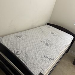 Single/Twin Black Bed Frame and Mattress