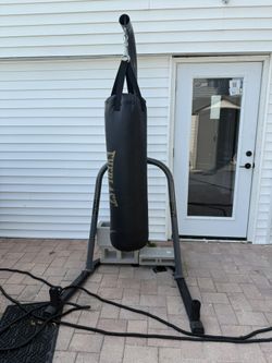 Everlast Heavy Bag + Stand + Weather Cover