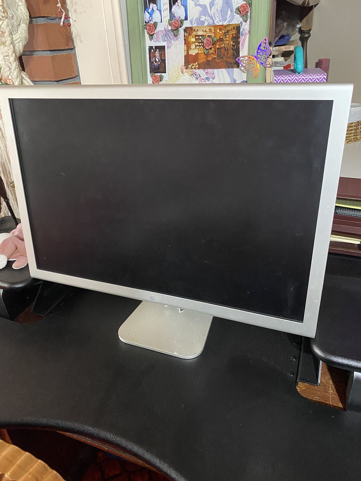 Apple 24” Monitor