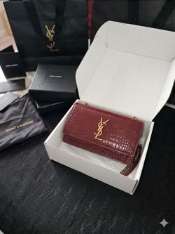 Burgundy Croc-Embossed Chain Bag