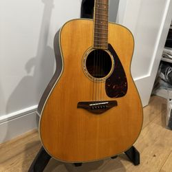 Acoustic Guitar Yamaha FG730S Red Label