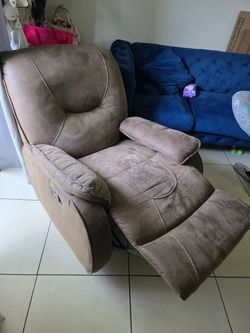 Recliner chair