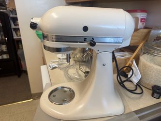 Kitchen aid and accessories