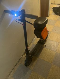 Electric scooter