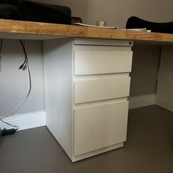Filing Cabinets 