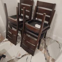 Dining Table and Chairs 