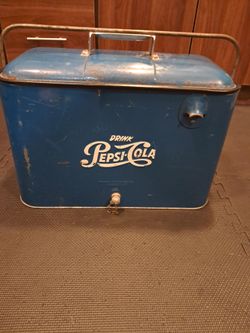 Vintage blue Pepsi ice chest
