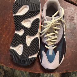Adidas Yeezy Boost 700 Waverunner 